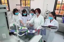 Mở rộng không gian phát triển cho nhà khoa học nữ