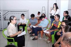 Tạo điều kiện để người khuyết tật, người dân tộc thiểu số thực hiện quyền tiếp cận thông tin