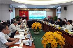 Vĩnh Long đề xuất hợp tác phát triển khu công nghiệp nông nghiệp công nghệ cao với Singapore