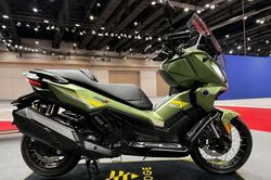'Quái thú' tay ga VOGE SR450X lộ diện: 43,5 mã lực, có cả camera hành trình
