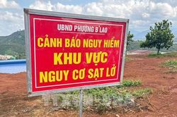 Lâm Đồng khoanh vùng nguy hiểm, cảnh báo sạt trượt đất tại B'Lao