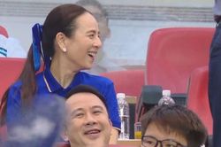 Madam Pang bật cười gây dậy sóng khi Thái Lan đá hỏng phạt đền trước Việt Nam