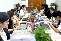 Khi phụ nữ tạo ra thay đổi - B&agrave;i cuối: Cần một hệ sinh th&aacute;i l&agrave;m 'đ&ograve;n bẩy' cho phụ nữ