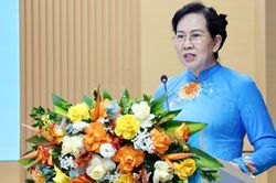 Hội nghị Ban Thường vụ TƯ Hội LHPN Việt Nam lần thứ nhất: Thảo luận, cho &yacute; kiến v&agrave;o nhiều nội dung trọng t&acirc;m