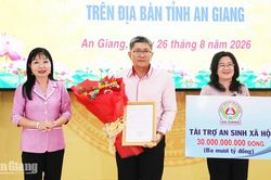 An Giang tiếp nhận 30 tỷ đồng xây dựng 500 căn nhà Đại đoàn kết