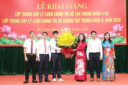 Trường Chính trị Nguyễn Văn Cừ khai giảng các lớp trung cấp lý luận