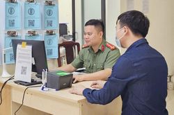 Đại úy Phạm Đức Anh nêu gương trong công tác