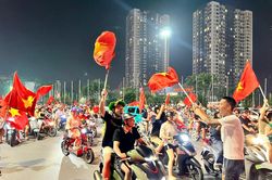 Bắc Ninh: Hàng nghìn người hâm mộ xuống đường mừng Việt Nam vô địch ASEAN Cup 2026