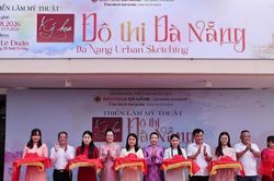 Khai mạc triển lãm 'Ký họa đô thị Đà Nẵng'