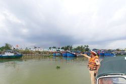 Tăng cường kiểm tra, kiên quyết xử lý vi phạm giao thông đường thủy dịp lễ 2/9