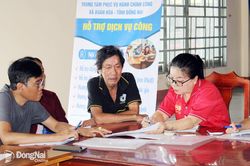 Khi chính quyền làm việc theo giờ của dân