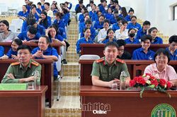 Trang bị kỹ năng ph&ograve;ng, chống mua b&aacute;n người cho đo&agrave;n vi&ecirc;n, thanh ni&ecirc;n