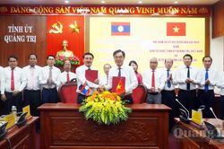 Quảng Trị-Sả Lạ Văn tăng cường hợp tác trong công tác tổ chức xây dựng Đảng