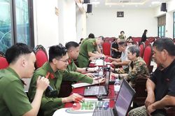 Thi đua 'Ba nhất' v&igrave; sự b&igrave;nh y&ecirc;n, hạnh ph&uacute;c của nh&acirc;n d&acirc;n