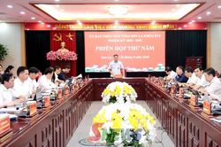 Phi&ecirc;n họp thứ năm, UBND tỉnh Sơn La kh&oacute;a XVI