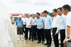 Thứ trưởng Nguyễn Tường Văn: Dồn lực bảo đảm chất lượng trường nội trú Nghệ An