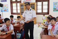Kh&aacute;nh H&ograve;a chi gần 80 tỷ đồng mua s&aacute;ch gi&aacute;o khoa ph&aacute;t miễn ph&iacute; cho học sinh