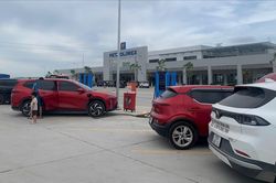Đáp ứng nhu cầu dừng nghỉ, tiếp nhiên liệu trên cao tốc
