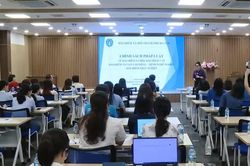 Đối thoại th&aacute;o gỡ vướng mắc về BHXH, BHYT