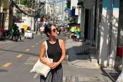 Mẹ đơn th&acirc;n từng được doanh nh&acirc;n Việt kiều hết l&ograve;ng y&ecirc;u thương, sang Mỹ x&acirc;y tổ ấm nhưng cuối c&ugrave;ng c&oacute; c&aacute;i kết buồn