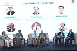 Dinh dưỡng đầy đủ giúp trẻ phát triển toàn diện, nâng cao tầm vóc người Việt
