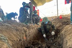 Tìm thấy 29 hài cốt liệt sĩ tại khu vực nhà lao Thành Diên Khánh