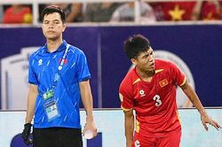 Lý do Văn Vĩ rời sân sau 10 phút đá chung kết ASEAN Cup 2026