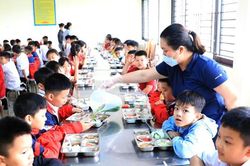 Tin tức đặc biệt trên ấn phẩm Hànộimới ngày 26-8-2026