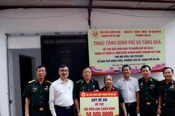 Trao kinh phí hỗ trợ cựu chiến binh sửa nhà dịp Quốc khánh 2-9