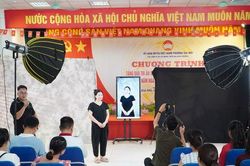 Phường Đại Mỗ bồi dưỡng kỹ năng livestream bán hàng thực chiến cho hộ kinh doanh