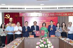 Hà Nội: Bàn giao chức năng, nhiệm vụ công tác dân vận về Đảng ủy MTTQ Việt Nam thành phố