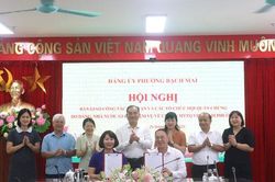 Phường Bạch Mai: Bàn giao công tác dân vận