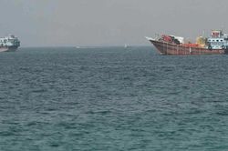 Iran tuyên bố không cho tàu quân sự qua eo biển Hormuz theo thỏa thuận với Oman