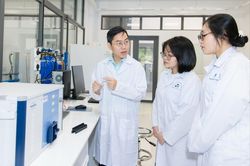 Trường đại học được tự chủ về tuyển sinh, t&agrave;i ch&iacute;nh, nh&acirc;n sự