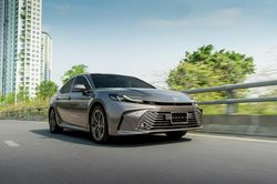 Màn tăng tốc của xe nhập Thái