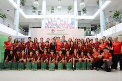 U23 và tuyển nữ Việt Nam được tiếp lửa trước giải châu Á