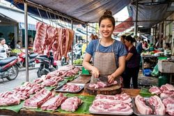 Giá heo hơi hôm nay 27.8.2026: Miền Bắc tiếp tục giữ đỉnh 60.000 đồng/kg