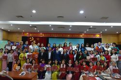 Bế mạc Kh&oacute;a tập huấn phương ph&aacute;p giảng dạy tiếng Việt cho gi&aacute;o vi&ecirc;n người Việt Nam ở nước ngo&agrave;i năm 2026