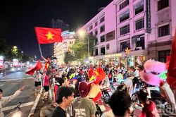 [Ảnh] Người dân cả nước hân hoan mừng chiến thắng Việt Nam vô địch ASEAN Cup 2026