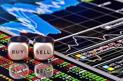 Chứng khoán ngày 27/8: VN-Index tăng hơn 10 điểm, khối ngoại duy trì mua ròng