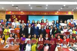 Bế mạc Khóa tập huấn phương pháp giảng dạy tiếng Việt cho giáo viên người Việt Nam ở nước ngoài