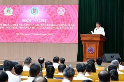 Phối hợp, chia sẻ kinh nghiệm trong công tác phòng, chống tham nhũng, lãng phí, tiêu cực