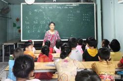 Cô giáo Son hơn nửa thế kỷ lặng thầm gieo chữ