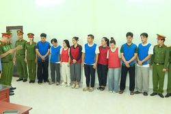 Thủ tướng Ch&iacute;nh phủ gửi thư khen C&ocirc;ng an tỉnh Thanh H&oacute;a, C&ocirc;ng an TP Hồ Ch&iacute; Minh triệt ph&aacute; đường d&acirc;y bu&ocirc;n lậu kim cương