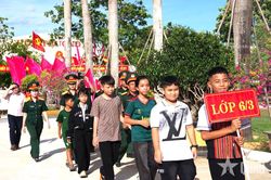Trường Thiếu sinh qu&acirc;n miền Trung đ&oacute;n học sinh kh&oacute;a đầu ti&ecirc;n