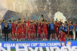 Chủ tịch AFC: Đội tuyển Việt Nam v&ocirc; địch ASEAN Cup ho&agrave;n to&agrave;n xứng đ&aacute;ng