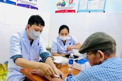 Thăng Bình triển khai chiến dịch 100 ngày cao điểm khám sức khỏe cho người dân