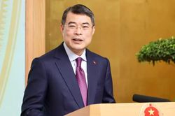 Thủ tướng L&ecirc; Minh Hưng: Ki&ecirc;n quyết chống bệnh th&agrave;nh t&iacute;ch, gian lận trong dạy v&agrave; học