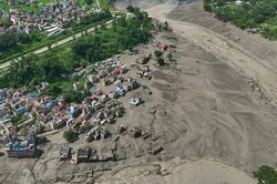 Lũ quét tại biên giới Nepal - Trung Quốc, nhiều người thiệt mạng