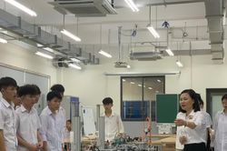 Các ngành STEM hút sinh viên trường nghề theo học